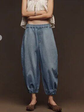 High rise crop pull on Jogger jeans